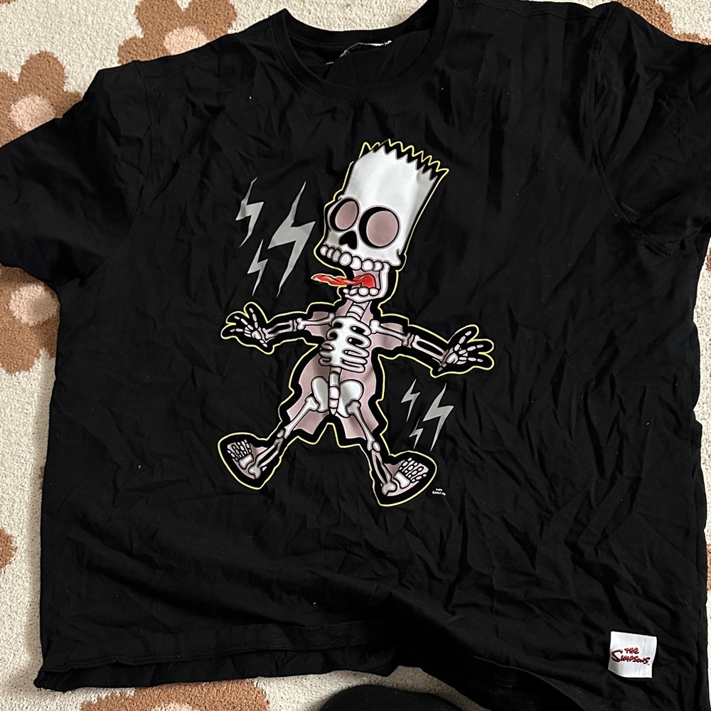 Black Graphic T-Shirt with Skeleton Cartoon
